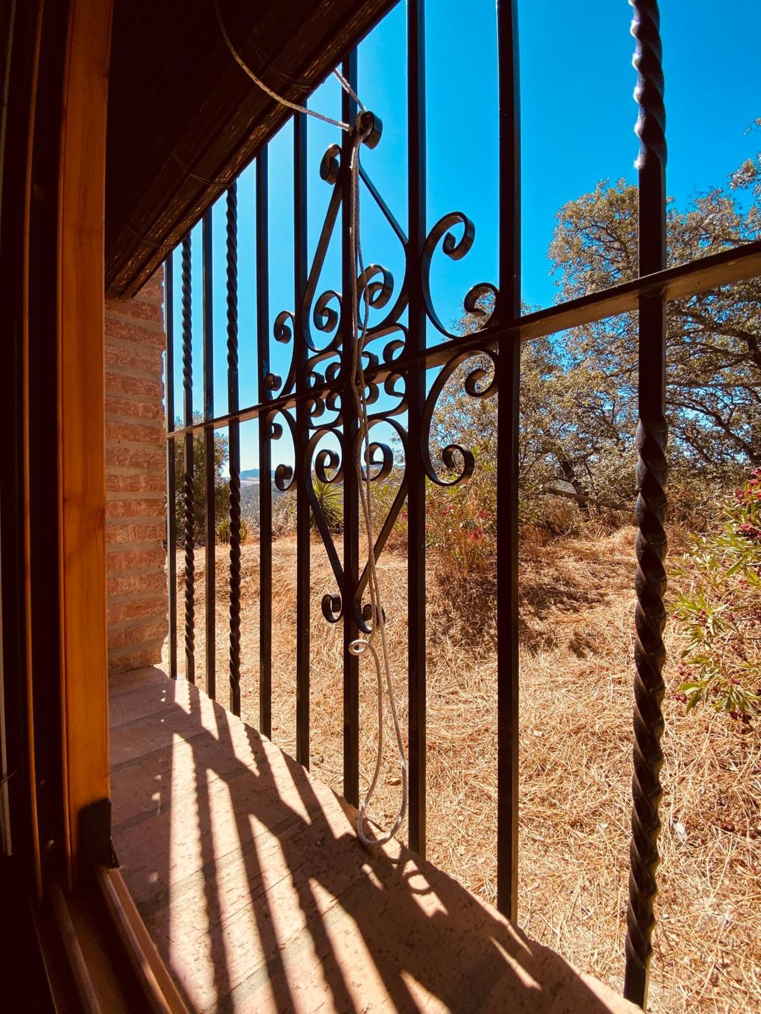 Casa Rural Privada El Mirador De La Sierra Pruna Exterior photo